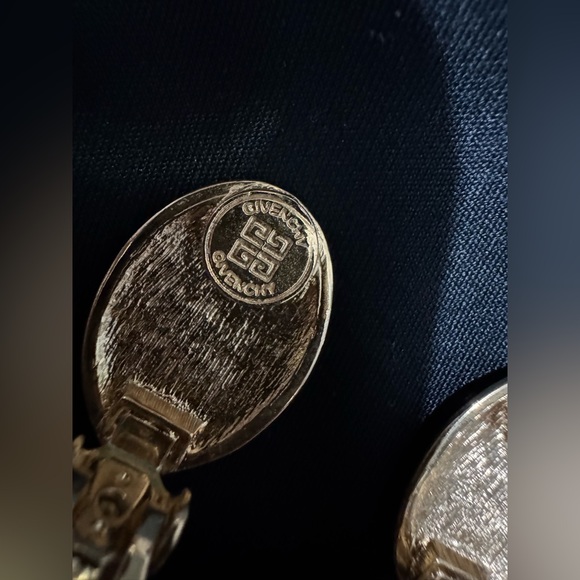 GIVENCHY EARRINGS CLIP ON VINTAGE GOLD PLATED - Picture 4 of 10